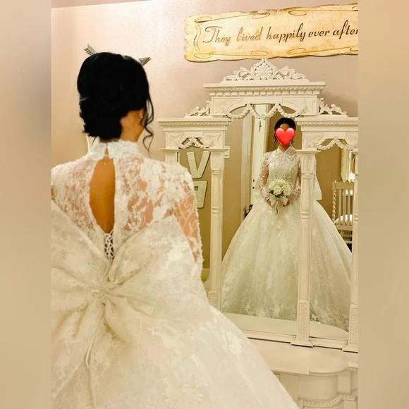 Custom order wedding dress - Picture 2 of 4